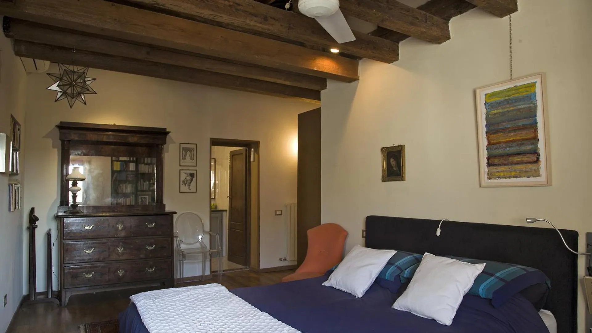 アパート Real Venetian Apartment, 300 M From Rialto Bridge, 100 Sqm イタリア